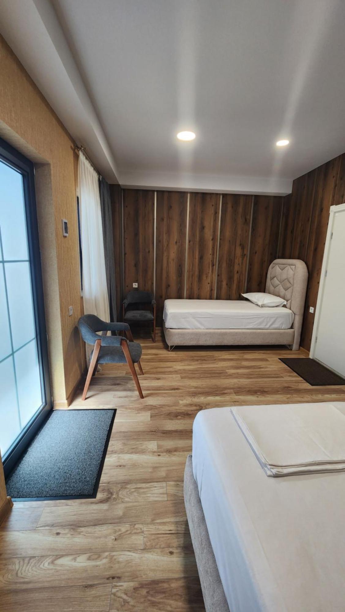 Khorgo Hotel Gori Luaran gambar