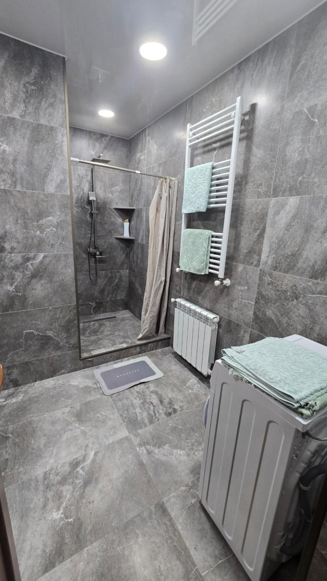 Khorgo Hotel Gori Bilik gambar